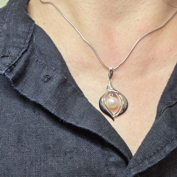 modernist retro Japanese saltwater cultured akoya vintage pearl pendant - Picture 7 of 8